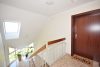 Kapitalanlage: Renovierte 4,5-Zimmer-Maisonette-Wohnung in guter Wohnlage - Hausflur
