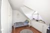 Kapitalanlage: Renovierte 4,5-Zimmer-Maisonette-Wohnung in guter Wohnlage - Kinder- oder Arbeitszimmer Bild 1